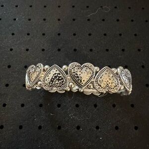 Silver Heart Link Bracelet - Women's Fashion Jewelry